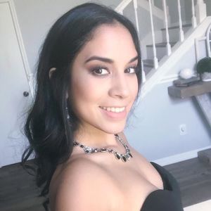 Meet your Posher, Becky